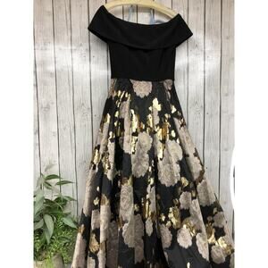Betsy & Adam Off Shoulder Metallic Floral Overlay Gown Size 6